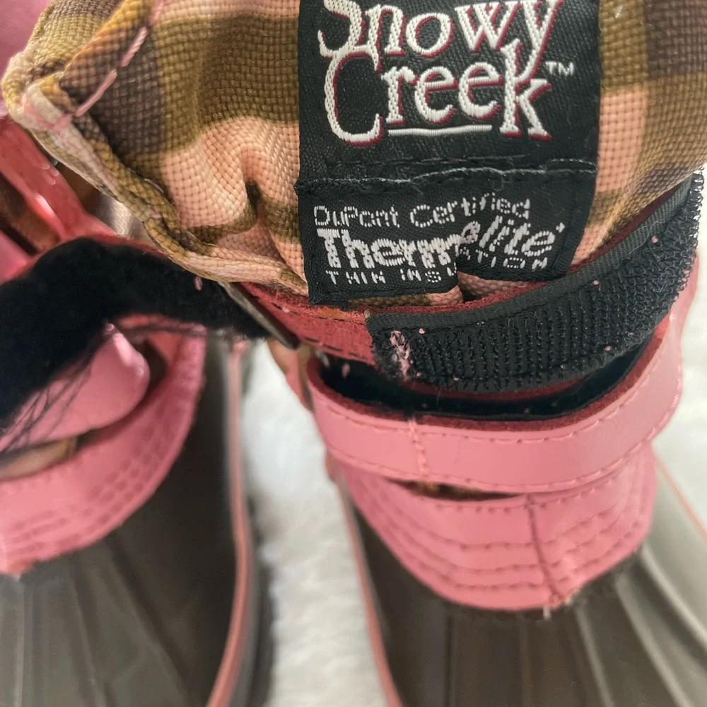 Snowy creek winter snow boots.